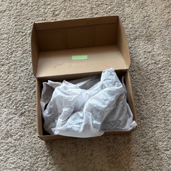 Vince Camuto Black Patent Pump Ankle Strap Block Heel Pointed Toe - Picture 3 of 6